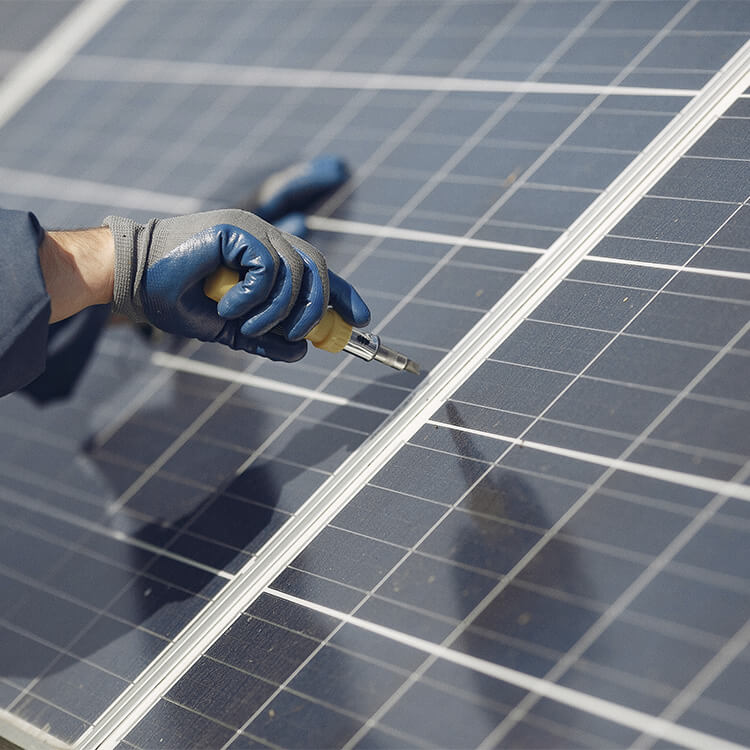 Instalação de Sistema Solar Fotovoltaico